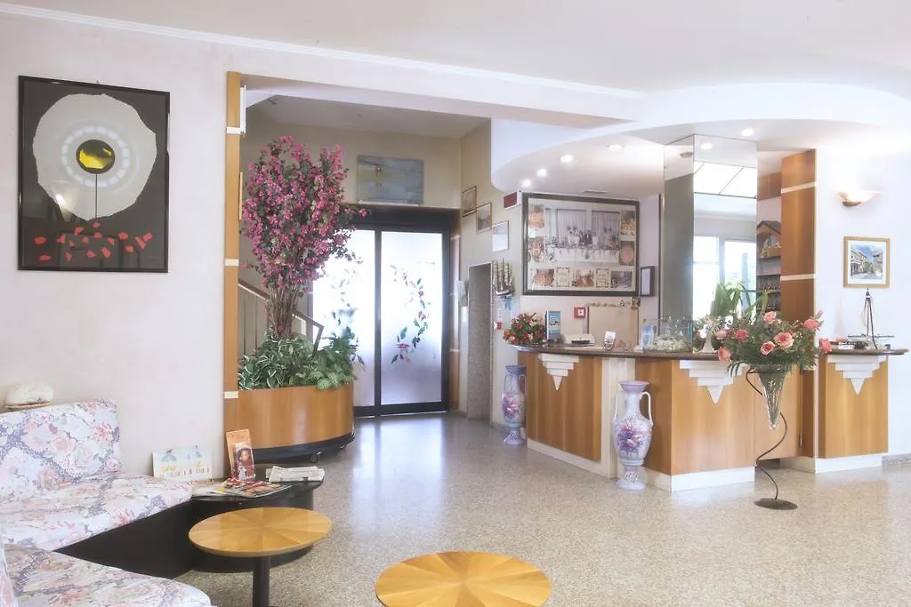 Hotel Usa Rimini 3*,